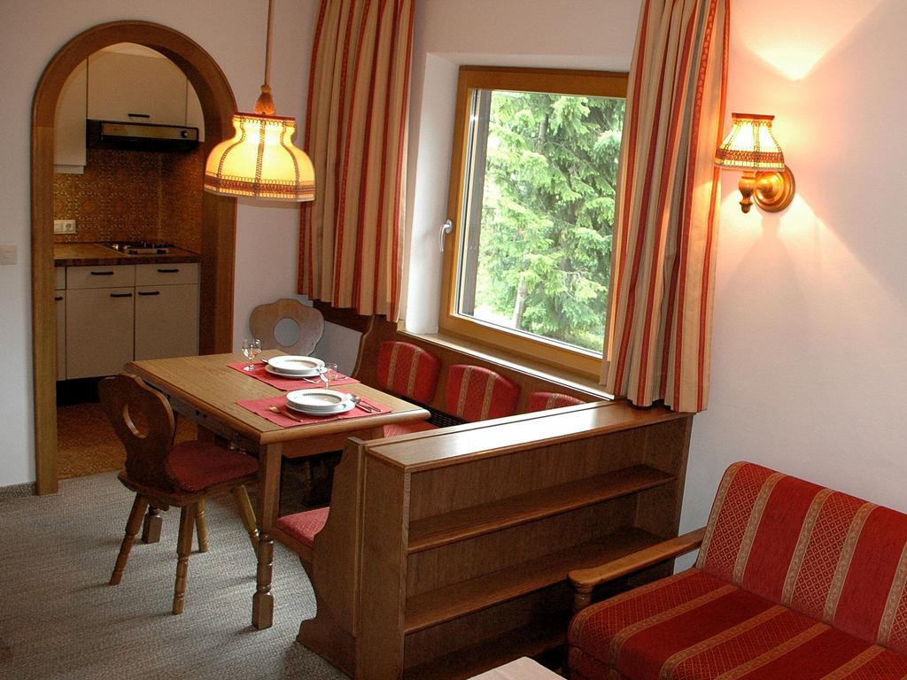 Appartements Vilsalp Tannheim Habitación foto